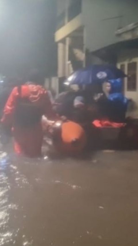 Jakarta Banjir, Ribuan Warga Terpaksa Mengungsi