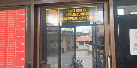 {{caption}}