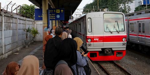 KAI Commuter Bakal Tutup Semua Loket Tiket, Beralih ke Sistem Digital Penuh