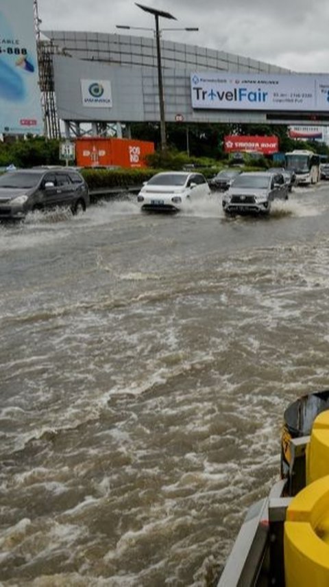 Titik Banjir Jakarta Hari Ini, 6 RT Masih Tergenang, Ketinggian 30 Cm