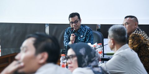 Wamenkomdigi Akui Belum Semua Wilayah Indonesia Punya Kualitas Internet Baik