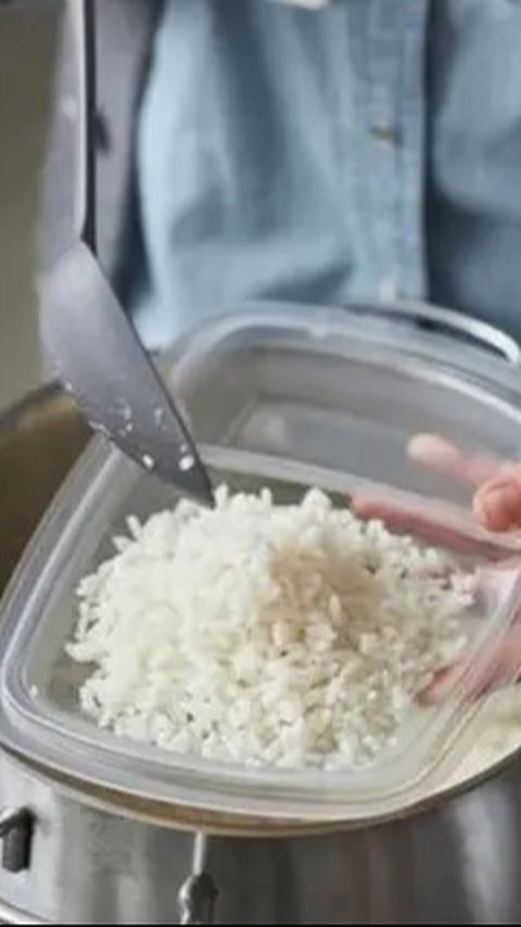 Cara Memasak Nasi di Kompor dengan Mudah dan Praktis