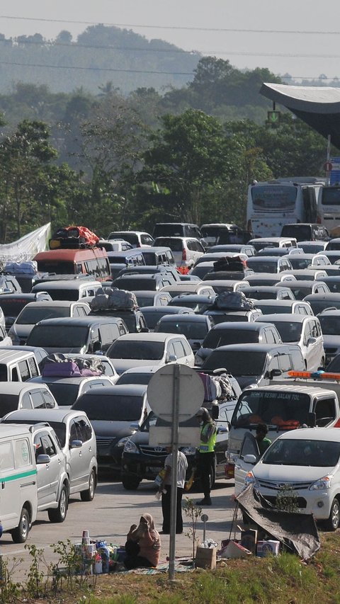 Banyak Masyarakat Tak Punya Biaya, Jumlah Perjalanan Libur Natal dan Tahun Baru Turun