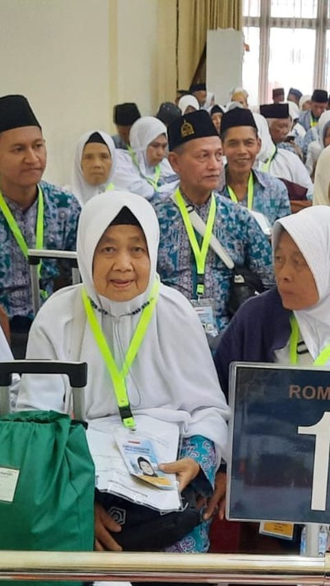 Biaya Haji 2025 Turun, DPR Minta Kemenag Lobi Pemerintah Arab Saudi Tambah Kuota Jemaah