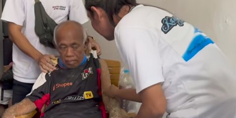 Sudah Bisa Berjalan, Panji Petualang Bantu Pengobatan Stroke Pak Tarno Oleh Kang Haris