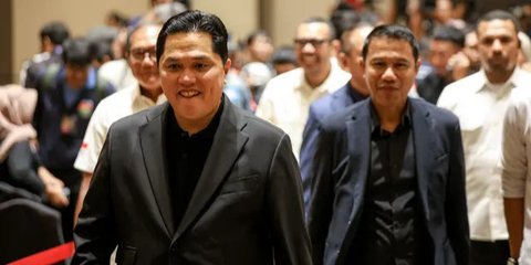 VIDEO: Erick Thohir Tawa Sinis Jawab Soal Ditekan Mafia & Exco PSSI Soal Pemecatan STY