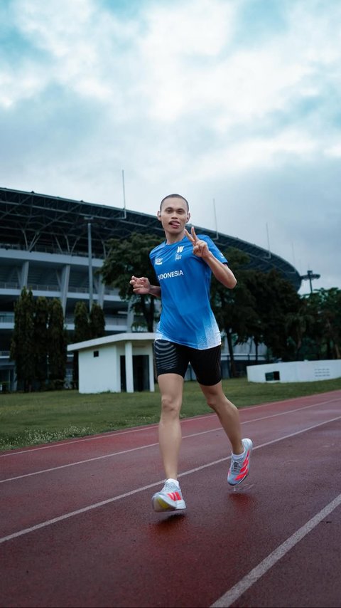 Pamer Otot Perut, Wanda Hara Tunjukkan Semangat Olahraga Lari dan Siap Menuju Tokyo Marathon