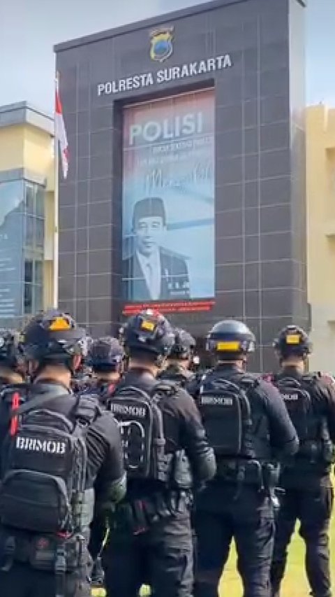 Jadi Sorotan, Poster Jokowi di Mapolresta Surakarta Diturunkan