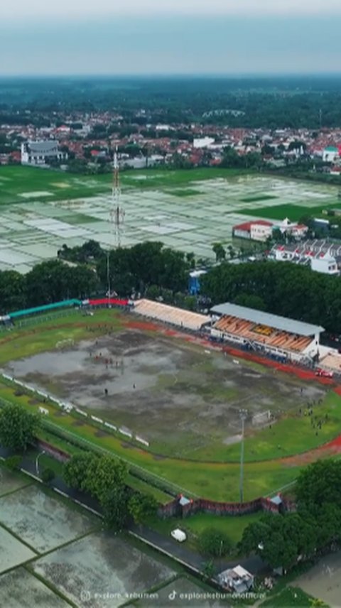 Jadi Sorotan Publik, Begini Penampakan Stadion di Kebumen Mirip Sawah