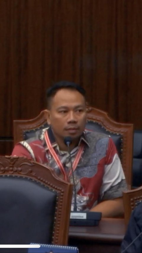 Momen Vicky Prasetyo Telat Datang Sidang MK Sampai Ditegur Hakim