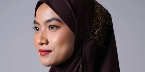 10 Model Gamis Batik Syar'i Slim Fit yang Tetap Sopan dan Trendy untuk Tahun 2025