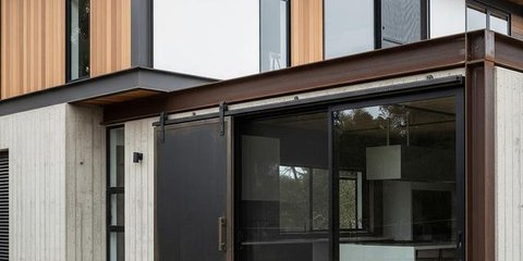 7 Desain Rumah Minimalis dengan Pintu Anti Ular yang Menarik dan Aman dari Serangan Hewan Melata