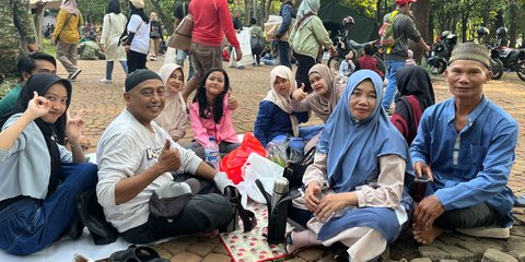 {{caption}}