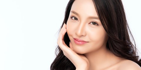 Perlindungan Maksimal Tanpa White Cast, Rahasia Kulit Sehat untuk Perempuan Aktif di Iklim Tropis