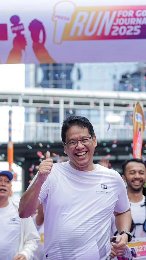 Menkeu Purbaya di Anugerah Jurnalistik Forum Pemred 2025: Media Jangan Bungkam, Tolong Kritik Pemerintah