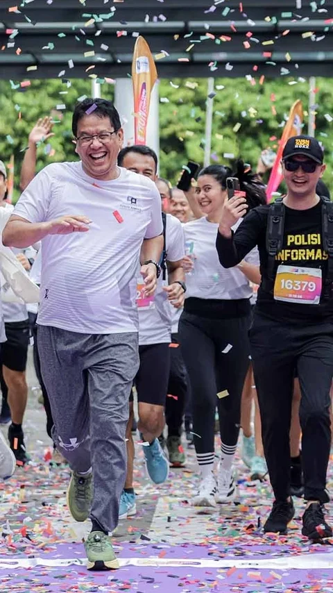 FOTO: Serunya Run for Good Journalism 2025 Bareng Menkeu Purbaya