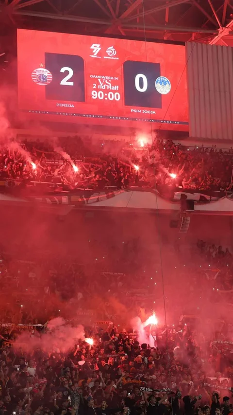 FOTO: Atmosfer Membara di SUGBK, Persija–PSIM Pecahkan Rekor Penonton Liga