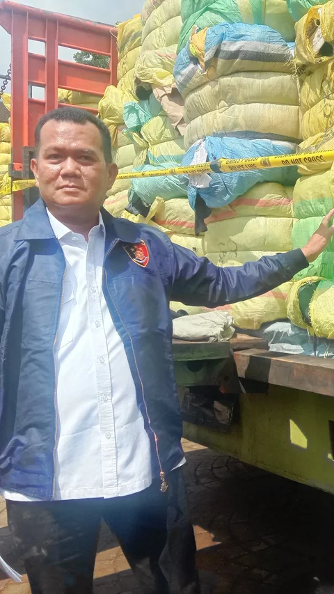 Polisi: Hasil Tes Laboratorium Pakaian Bekas yang Dikirim dari Korsel ke Bali Ada Bakteri Bacillus sp