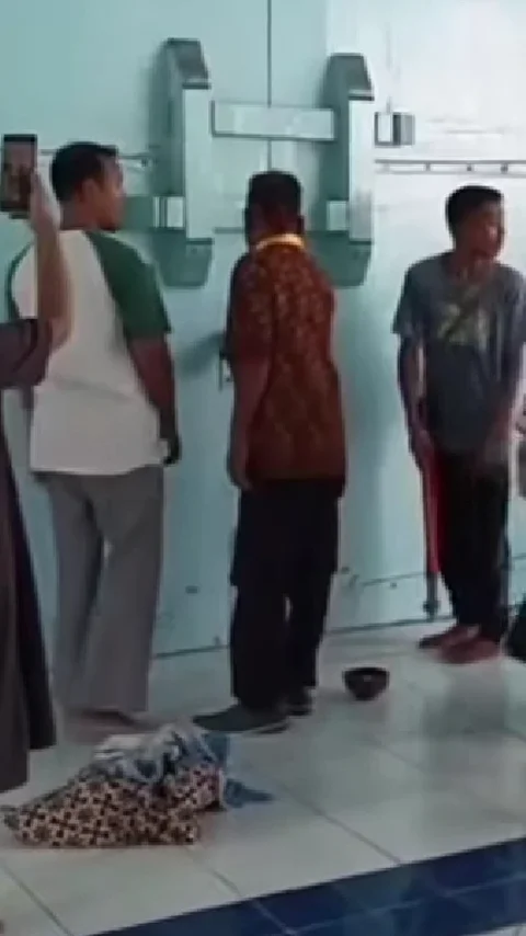 Jelang Persemian Panggung Sanggabuwana, Sejumlah Pintu Keraton Masih Digembok