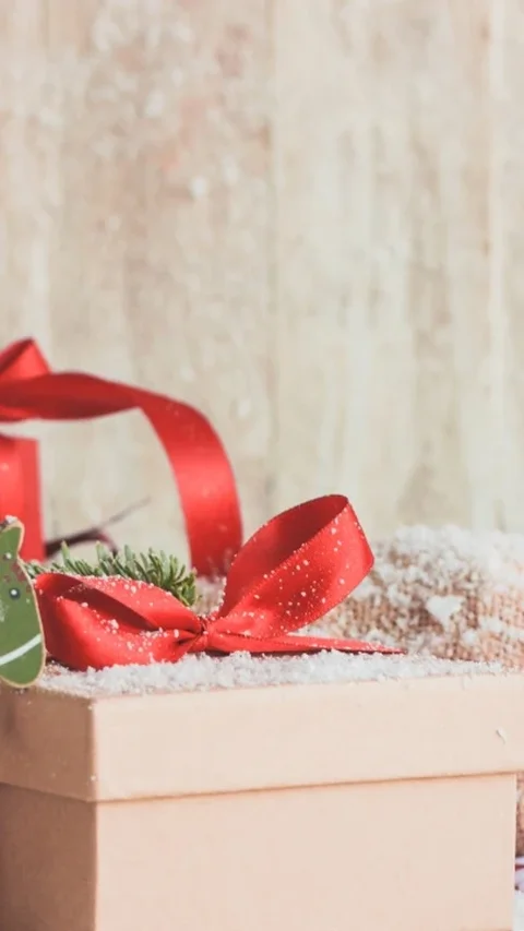 15 Ide Kado Natal untuk Guru yang Berkesan dan Penuh Makna, Jadi Hadiah Spesial