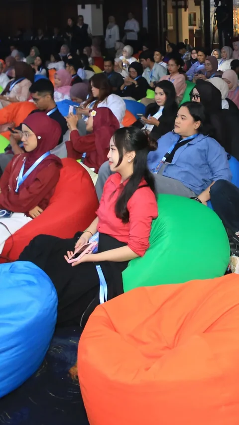 FOTO: Keseruan Gen Z Fest Gaungkan Anti Bullying dan Kesehatan Mental