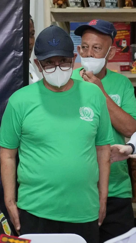 FOTO: Dua Warga Belanda Terpidana Narkoba Dipulangkan dari Indonesia