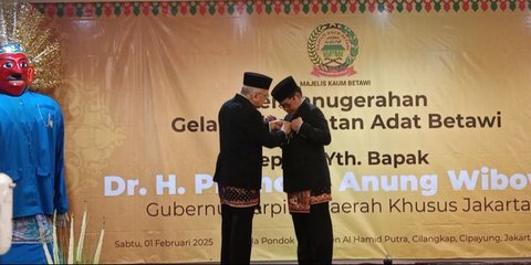 Pramono Terima Gelar 'Abang' dari Majelis Kaum Betawi, Nama Panggilannya jadi Bang Anung