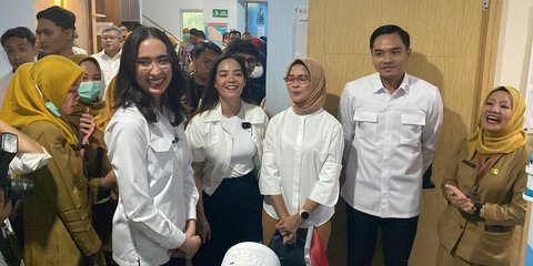 {{caption}}