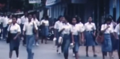 Nostalgia Bubaran Anak Sekolah Tahun 1980-an, Kebahagiaan yang Takkan Pernah Terulang