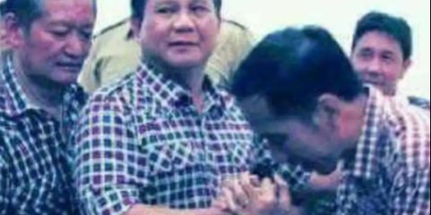 Beda 12 Tahun, Pose Jokowi Hingga Menunduk Salami Prabowo 2012 lalu ini Mirip Banget Sama Gibran di 2014