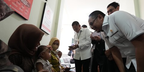 Hasan Nasbi Jamin Efisiensi Anggaran Tak Berdampak Besar pada Rakyat: Tidak Ada PHK!
