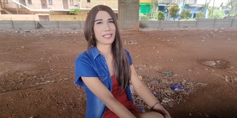 Sejak SD Jiwa Wanita Sudah Timbul, Kisah Cindy Awal Mulanya Jadi Waria 'Saya Suka Melihat Kakak Dandan'