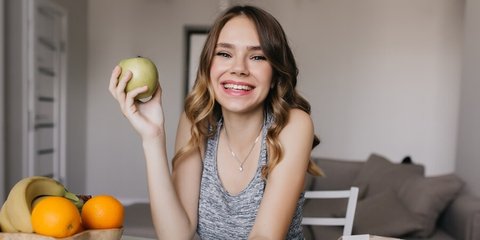 4 Buah Segar Rekomendasi Dokter Kulit yang Bikin Wajah Lebih Sehat, Kenyal dan Glowing