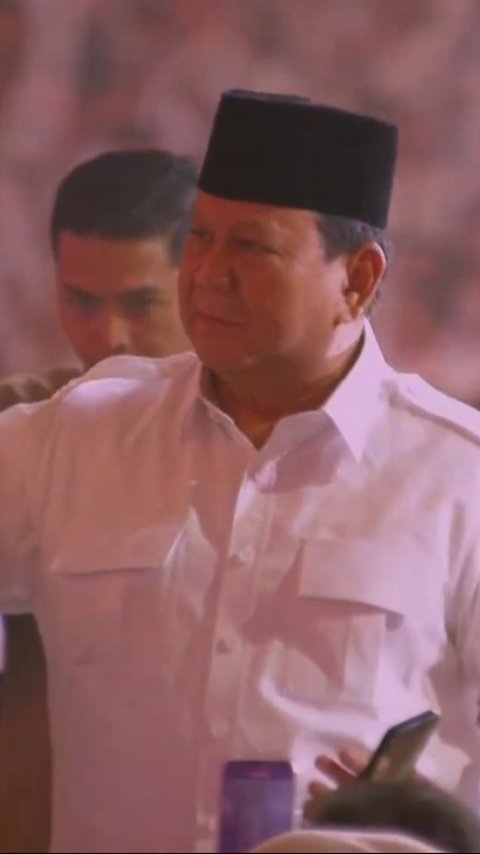 VIDEO: KERAS Perintah Prabowo Bikin Pejabat sampai Berdiri Hormat: Turunkan Tiket Pesawat & Haji