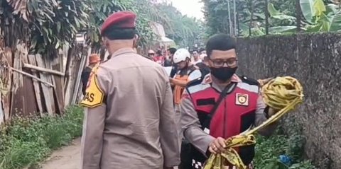 Berpakaian Rapi, Terungkap Sosok Mayat Pria Tergeletak Bersimbah Darah dengan Wajah Rusak di Beji Depok