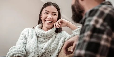 70 Ucapan Selamat Siang Lucu untuk Status FB, Mencerahkan Harimu!