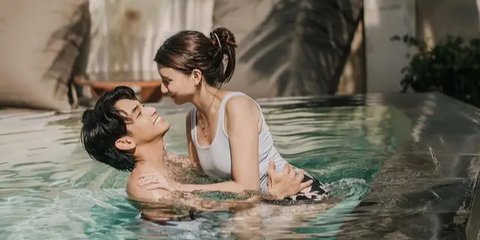 6 Potret Cassandra Lee dan Ryuken Lie Rayakan 6 Bulan Pernikahan di Gili Trawangan, Pasangan Romantis Ala Drama Korea