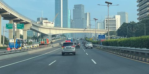 Bahu Jalan Tol Dalam Kota Boleh Digunakan untuk Mengurai Kemacetan Dapat Kritikan Pedas