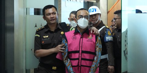 Jahatnya Dirut Pertamina Patra Niaga: Turunkan Produksi BBM Biar Bisa Impor, Tolak Minyak Dalam Negeri