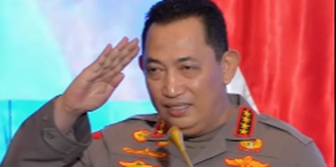 Prioritaskan Jalur Santri, Kapolri Ingin Personel Polri Kuat Iman dan Tahan Godaan