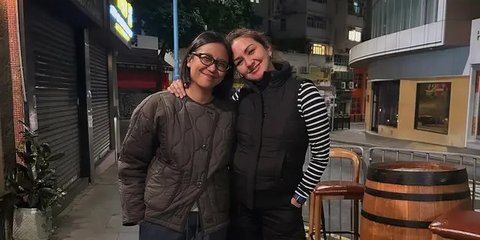 6 Potret Donna Agnesia dan Nadia Perdana Liburan Bareng Meski Sudah 20 Lebih Bersahabat