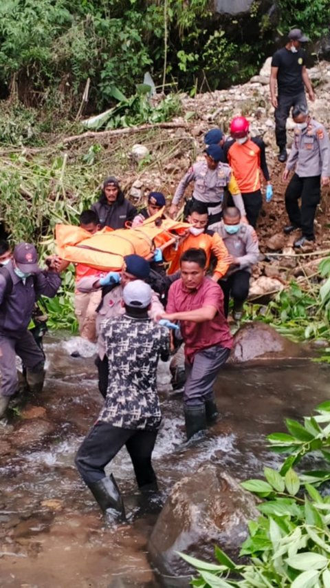 Tragis! Satu Keluarga Tewas Usai Hanyut di Sungai Wih Reseh Bener Meriah, Satu Balita Belum Ditemukan