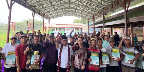 Dukung Ketahanan Pangan, Anggota DPR Kaisar Said Putra Gelar Pembagian Pupuk & Pelatihan untuk Petani