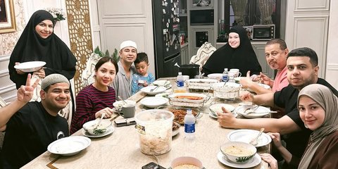 Intip Keseruan Raffi Ahmad dan Nagita Slavina Numpang Sahur di Rumah Fadil Jaidi dan Pak Muh, Ruang Makan Mewah Jadi Sorotan