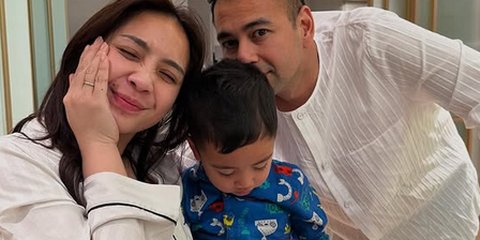 Potret Rayyanza Anteng Main Hp Pas Ikut Sahur Bareng Raffi & Nagita, Wajah Mama Gigi Justru Buat Netizen Salfok