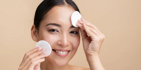Pentingnya Eksfoliasi Kulit Wajah untuk Kulit Tampak Lebih Cerah