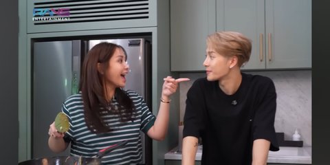 Akrab Bak Bestie, Potret Seru Pertemuan Perdana Nagita Slavina & Jackson Wang - Ngobrol Hingga Masak Takjil Bareng