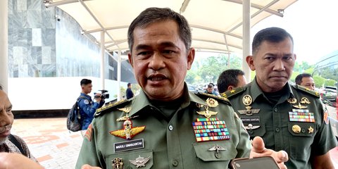 Pasang Badan, Kasad Maruli Tantang Pihak yang Protes soal Kenaikan Pangkat Seskab Teddy Indra Wijaya