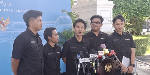 {{caption}}