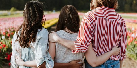 Introvert VS Ekstrovert, Siapa yang Lebih Bahagia dalam Menjalani Kehidupan?